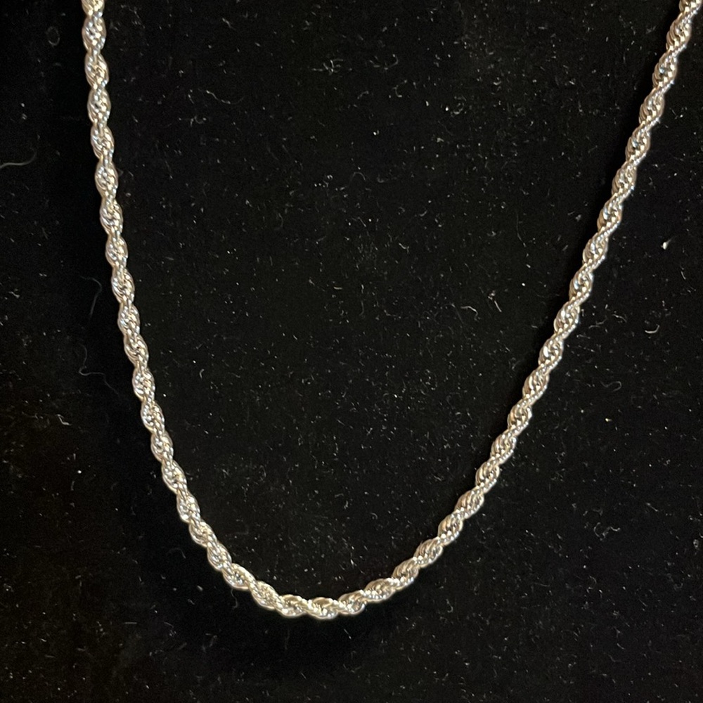 Solutions 30 inch rope chain